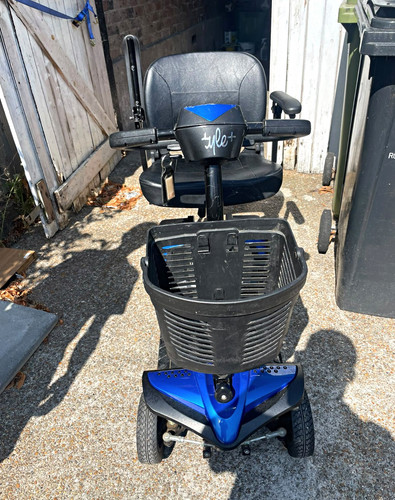 Drive wheel mobility scooter - 4-wheel,