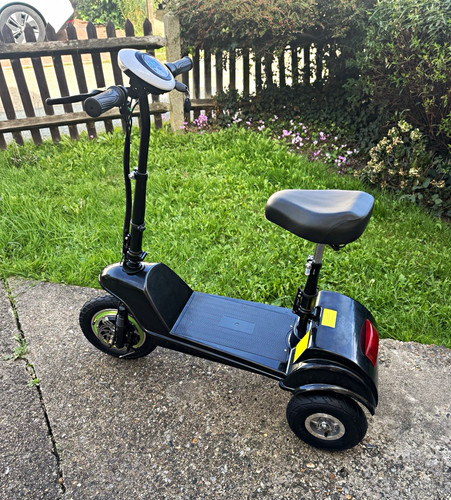 Black seated electric - black,